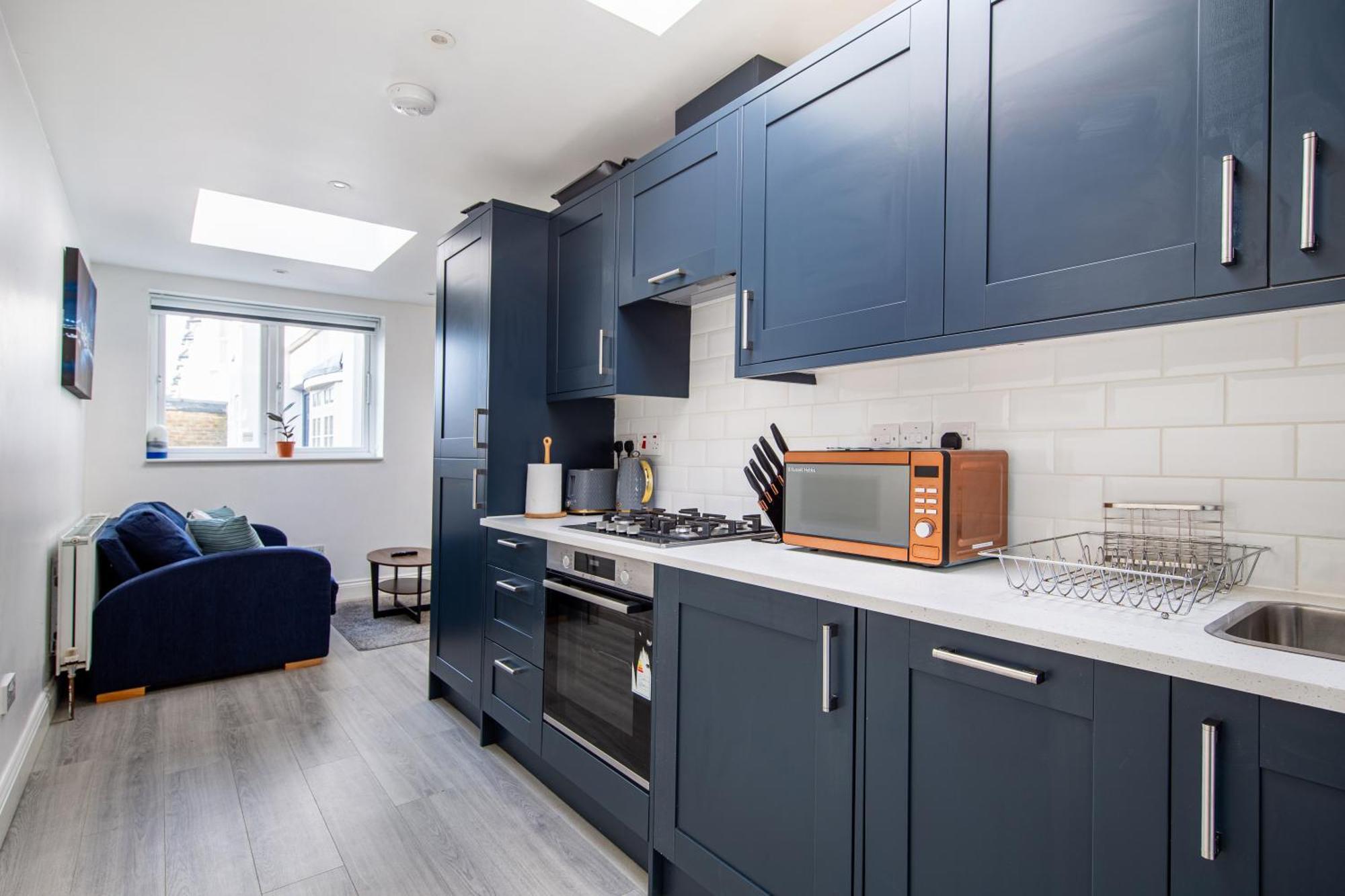 Cosy 1 Bed Apartment With Free Parking Close To Underground Station Zone 2 For Quick Access To Central London Up To 5 Guests ภายนอก รูปภาพ