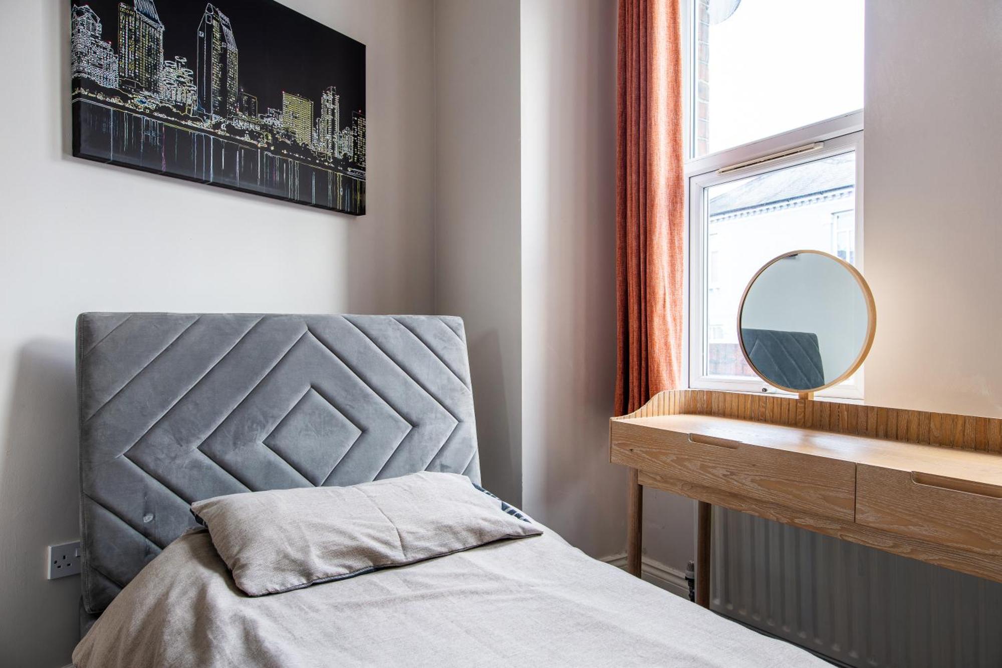Cosy 1 Bed Apartment With Free Parking Close To Underground Station Zone 2 For Quick Access To Central London Up To 5 Guests ภายนอก รูปภาพ
