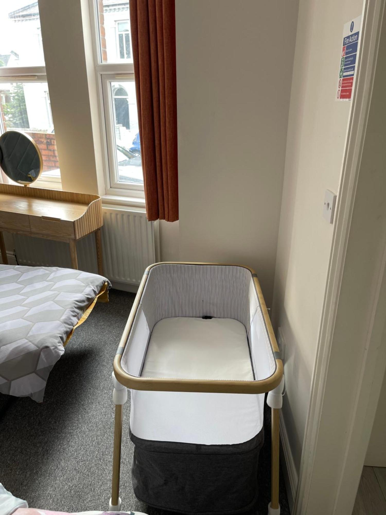 Cosy 1 Bed Apartment With Free Parking Close To Underground Station Zone 2 For Quick Access To Central London Up To 5 Guests ภายนอก รูปภาพ